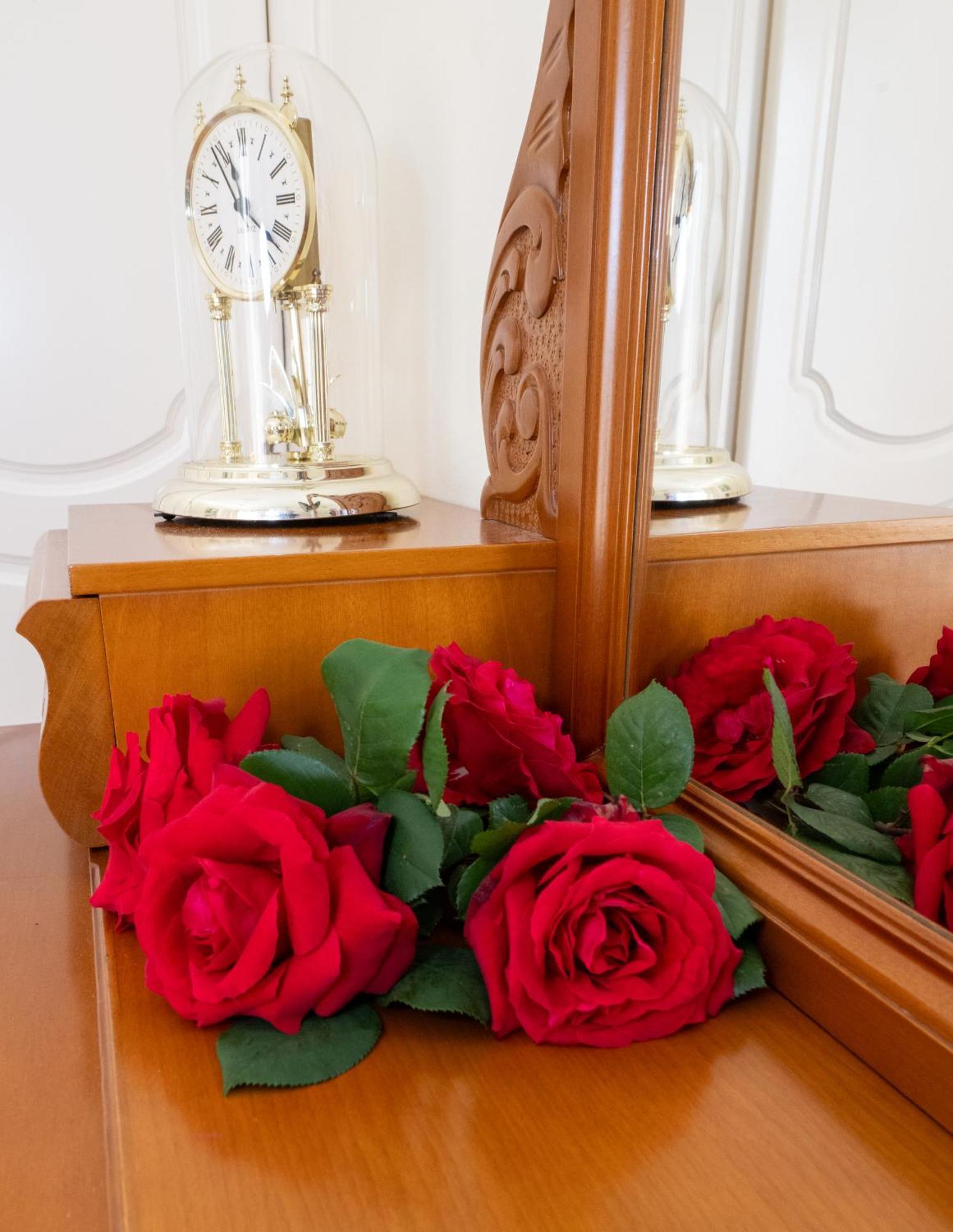 Mando Patrasso - Classical Apartment In The Center Of Patras With Free Parking Eksteriør billede